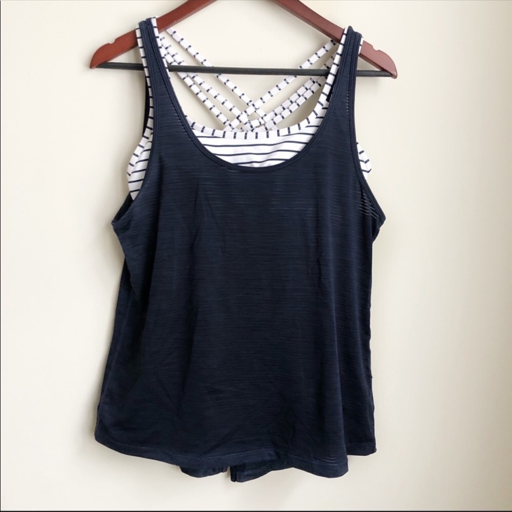 Athleta built-in bra tank top